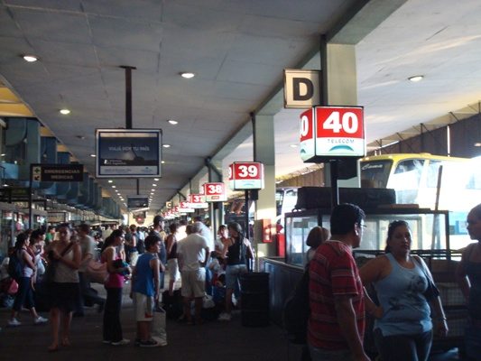 Alle busroutes leiden in Argentinie uiteindelijk naar Retiro. En van de grootste busstations ter wereld